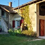 La Ferme Du Grand Bois בית אירוח *