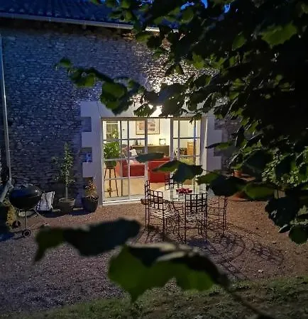 La Ferme Du Grand Bois * Mouterre-Silly