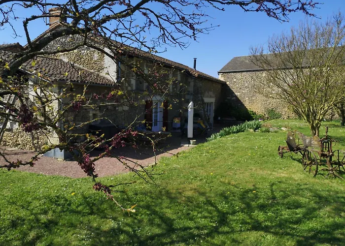 La Ferme Du Grand Bois Homestay *